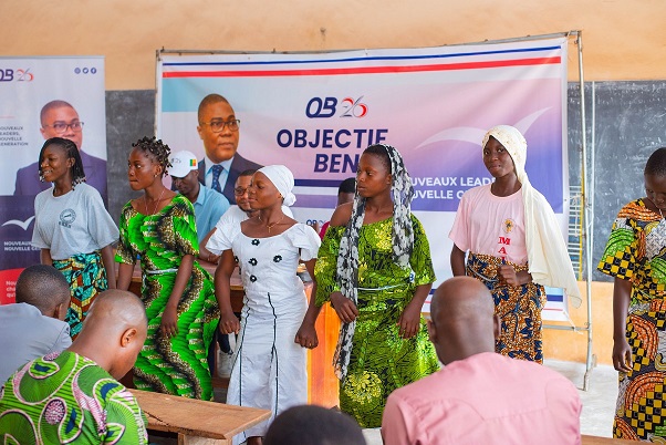 🎉 Présidentielle 2026 – L’accueil exceptionnel de la jeunesse du Plateau pour OB 26 : Un mélange d’art, d’enthousiasme et de politique 🎉